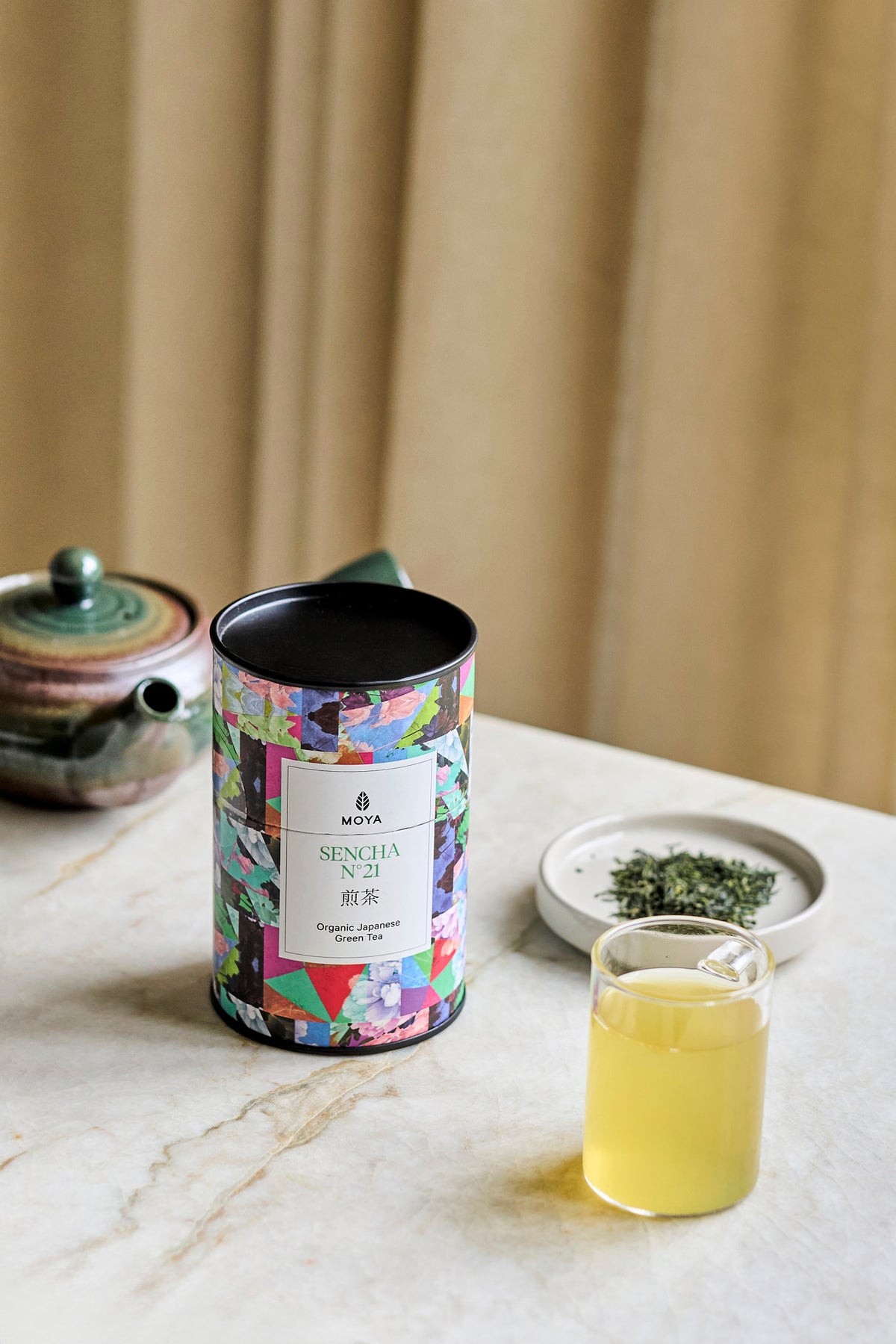 Moya tea & 2 Kaze mugs Organic leaf tea set