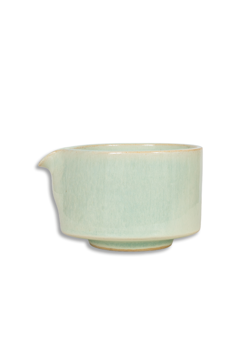Haru matcha bowl with spout